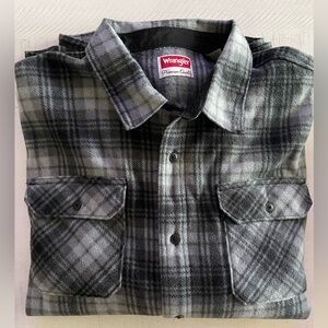 Wrangler Men's Black & Gray Warm Plaid Fleece Shirt Jacket for Fall & Winter 2XL